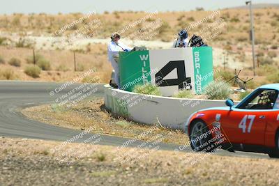 media/May-31-2025-CalClub SCCA (Sat) [[2c1a04e1ee]]/Qualifying/Group 5/Turn 4/